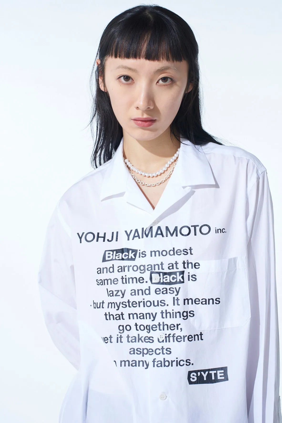 COTTON BROADBlack is modestMESSAGE PRINTED SHIRT