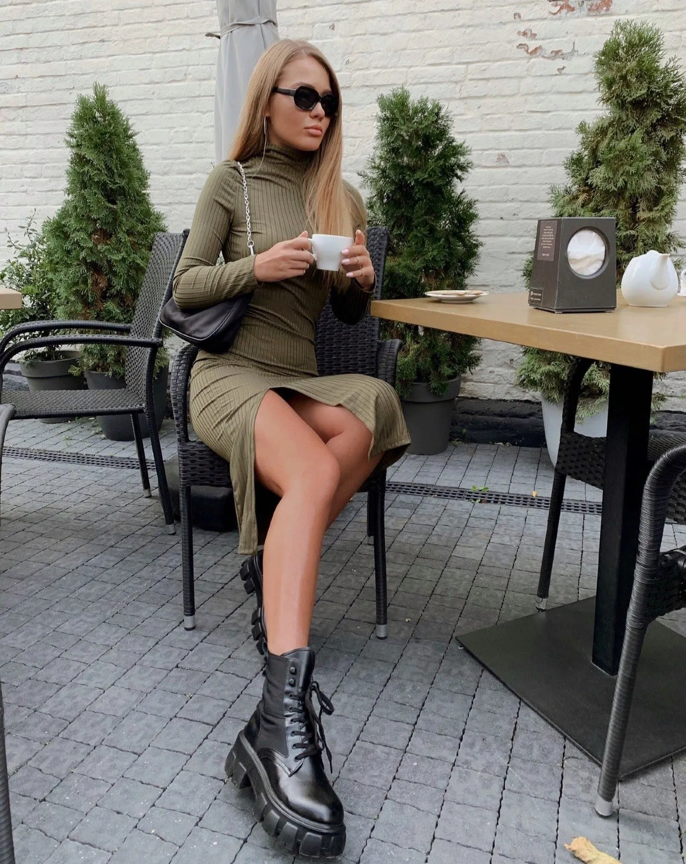 Elegant Knee-Length Turtleneck Dress