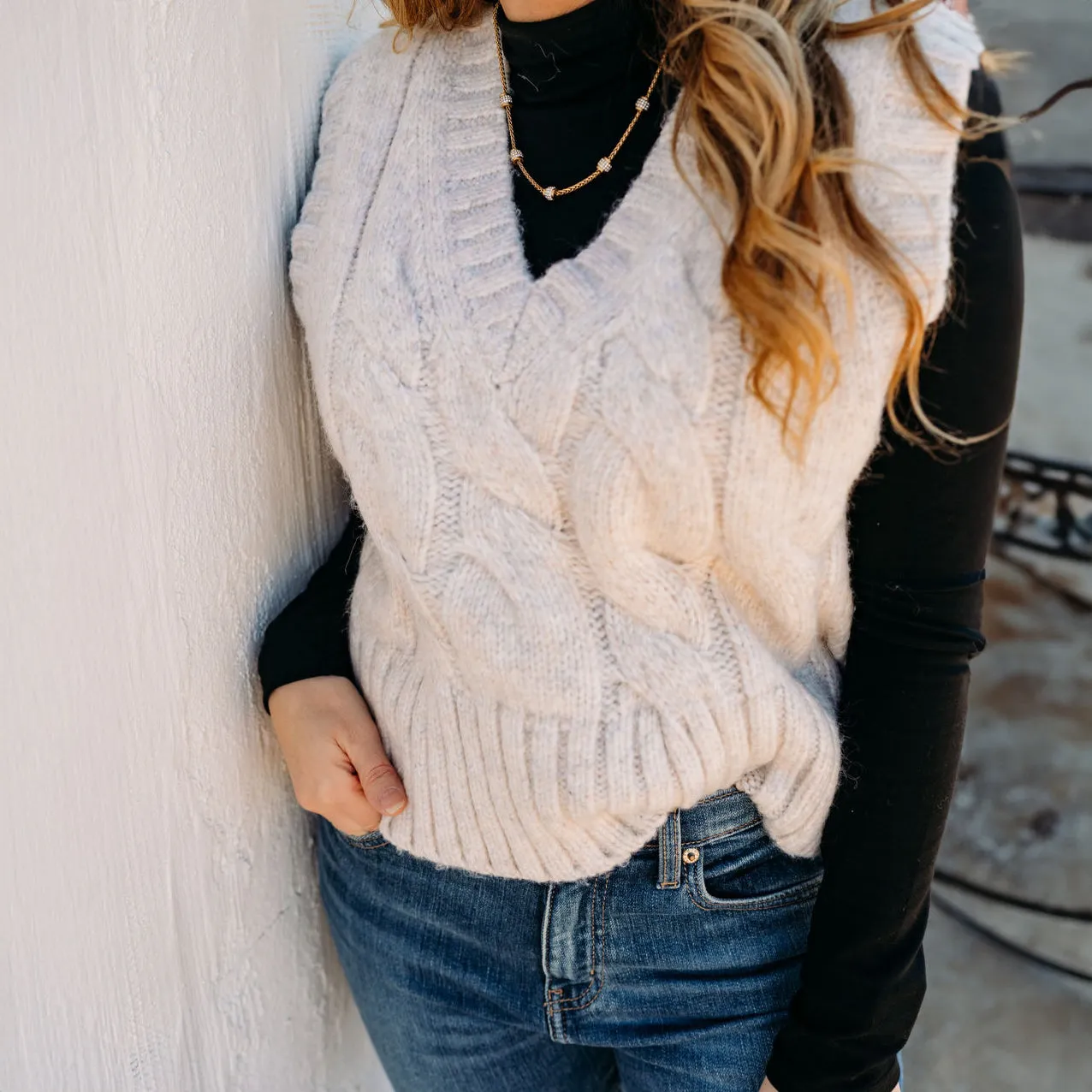 Karen Kane: Sweater Vest in Beige 3L89792