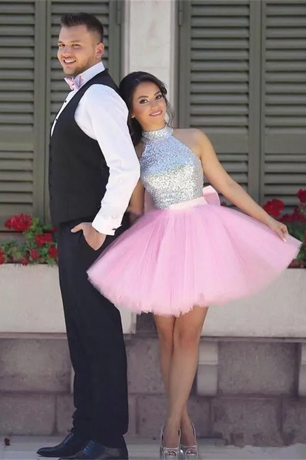 Modest Elegant Halter A-line Short Homecoming Dress