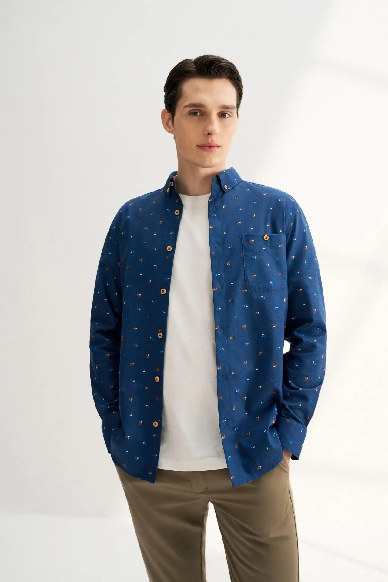 Small Palm Tree All Over Print Casual Shirt in Smart Fit
