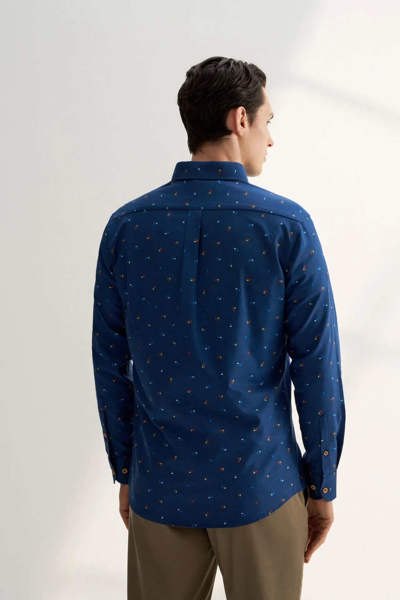 Small Palm Tree All Over Print Casual Shirt in Smart Fit